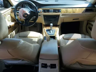 2006 BMW 3 Series 330i with VIN WBAVB33586PS16264, listed as a Copart auction lot 52257995 with 182,857 mi miles and Salvage Title. Bid and sale history available at DreamBid. Image 8.
