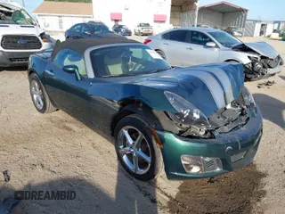 2008 Saturn Sky Red Line with VIN 1G8MF35X58Y118317, listed as a IAAI auction lot 41944739 with 106,223 mi miles. Bid and sale history available at carsss.com. Image 1.