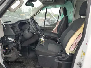 2020 Ford Transit Cargo z VIN 1FTBR2C88LKB37496, wystawiony jako Copart lot #54961444 z przebiegiem 79 838 mil mil oraz Szkoda całkowita • Salvage title. Historia ofert i sprzedaży dostępna na DreamBid. Obrazek 7.