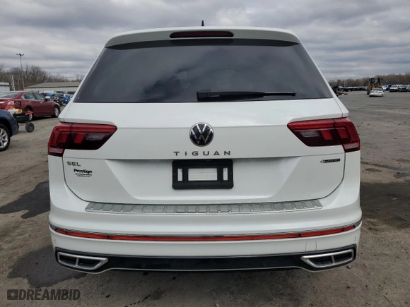 2022 Volkswagen Tiguan SEL R-Line with VIN 3VV4B7AX0NM044375, listed as a Copart auction lot 48865545 with 52,706 mi miles and Salvage Title. Bid and sale history available at carsss.com. Image 6.