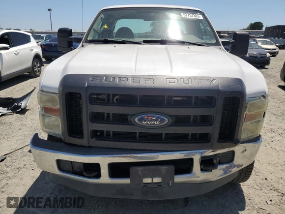 2008 Ford F-250 XL with VIN 1FTSX21598EE58662, listed as a Copart auction lot 57767305 with 137,970 mi miles and Salvage title. Bid and sale history available at DreamBid. Image 5.