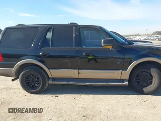 2003 Ford Expedition Eddie Bauer with VIN 1FMEU17W83LC17028, listed as a IAAI auction lot 41355928 with 229,271 mi miles. Bid and sale history available at carsss.com. Image 13.