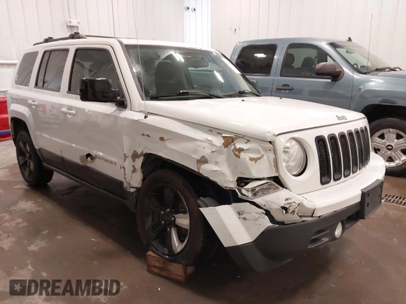 2014 Jeep Patriot Latitude with VIN 1C4NJPFB8ED717749, listed as a IAAI auction lot 41962155 with 147,755 mi miles and . Bid and sale history available at carsss.com. Image 6.