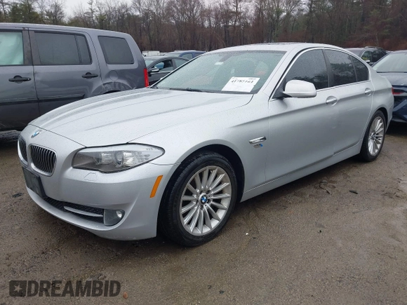 2013 BMW 5 Series 535i xDrive with VIN WBAFU7C56DDU66977, listed as a IAAI auction lot 41785161 with 88,919 mi miles and . Bid and sale history available at carsss.com. Image 2.
