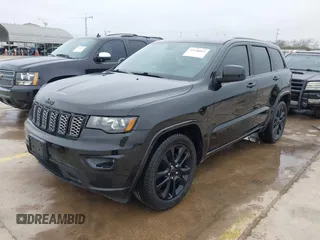 2018 Jeep Grand Cherokee Altitude with VIN 1C4RJEAG5JC216617, listed as a IAAI auction lot 41226061 with 109,166 mi miles. Bid and sale history available at carsss.com. Image 18.