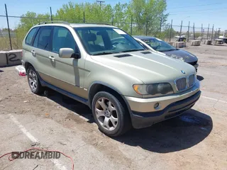 2000 BMW X5 with VIN WBAFB334XYLH02339, listed as a IAAI auction lot 42103940 with 115,355 mi miles. Bid and sale history available at carsss.com. Image 1.