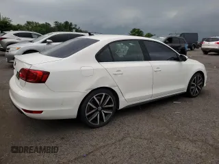 2014 Volkswagen Jetta GLI with VIN 3VW4T7AJ4EM384679, listed as a Copart auction lot 64014195 with 137,793 mi miles and Clean title. Bid and sale history available at DreamBid. Image 3.