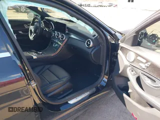 2020 Mercedes-Benz C 300 with VIN 55SWF8EBXLU333246, listed as a IAAI auction lot 41694582 with 28,685 mi miles and . Bid and sale history available at DreamBid. Image 5.