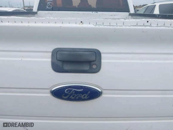 2013 Ford F-150 XL with VIN 1FTFW1CF0DKG53162, listed as a IAAI auction lot 41606056 with 235,932 mi miles. Bid and sale history available at carsss.com. Image 17.