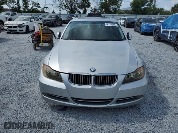 2006 BMW 3 Series 330i z VIN WBAVB33516PS19636, wystawiony jako Copart lot #58775395 z przebiegiem 176 357 mil mil oraz Czysty tytuł • Clean title. Historia ofert i sprzedaży dostępna na DreamBid. Obrazek 5.