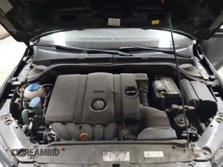 2013 Volkswagen Jetta SE with VIN 3VWDX7AJ8DM258179, listed as a IAAI auction lot 42184402 with 105,807 mi miles and . Bid and sale history available at DreamBid. Image 10.