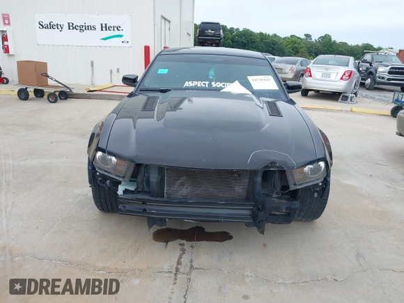 2011 Ford Mustang GT with VIN 1ZVBP8CF5B5150580, listed as a IAAI auction lot 39735125 with 95,737 mi miles. Bid and sale history available at carsss.com. Image 6.