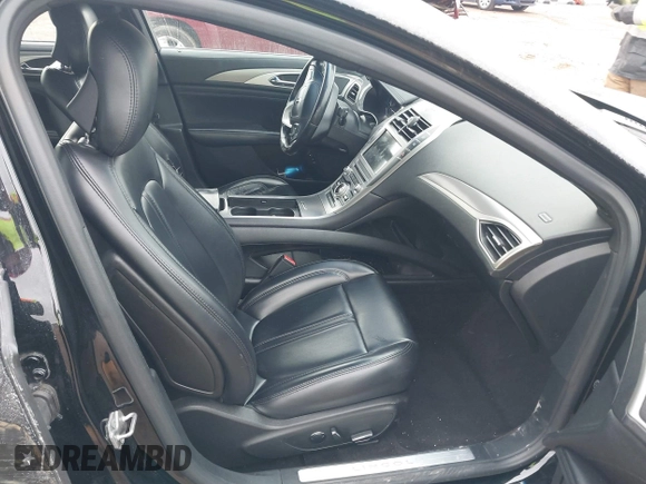 2017 Lincoln MKZ Hybrid Premiere with VIN 3LN6L5KU8HR601114, listed as a IAAI auction lot 41503506 with 86,629 mi miles. Bid and sale history available at carsss.com. Image 5.