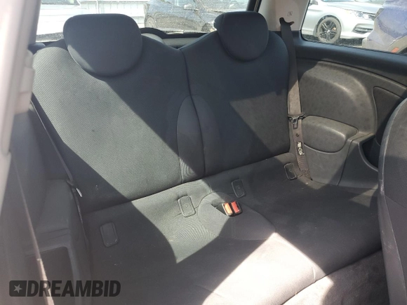 2005 MINI Hardtop with VIN WMWRC33585TK60334, listed as a Copart auction lot 65563635 with 122,758 mi miles and Clean title. Bid and sale history available at DreamBid. Image 10.