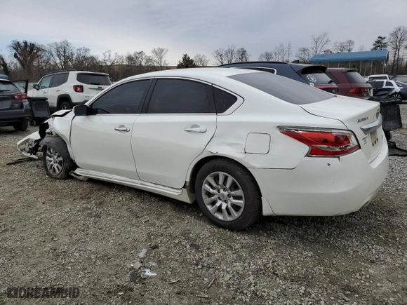 2014 Nissan Altima 2.5 S with VIN 1N4AL3AP4EN367279, listed as a Copart auction lot 48231925 with 214,167 mi miles and Salvage Title. Bid and sale history available at carsss.com. Image 2.