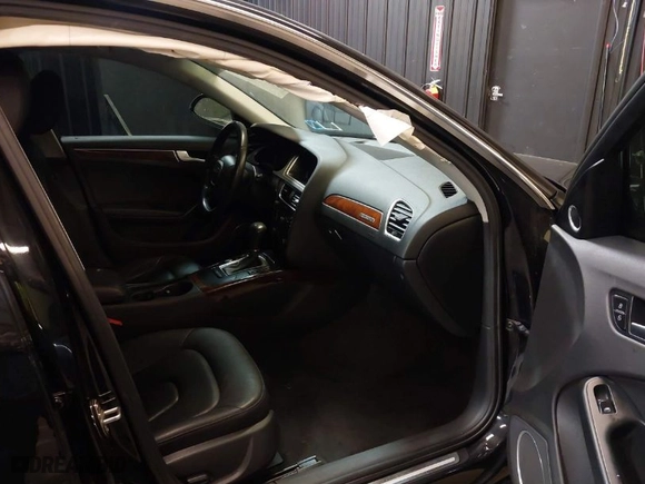 2012 Audi A4 2.0T Premium Plus with VIN WAUFFAFLXCN018459, listed as a IAAI auction lot 41748927 with 150,925 mi miles. Bid and sale history available at carsss.com. Image 5.