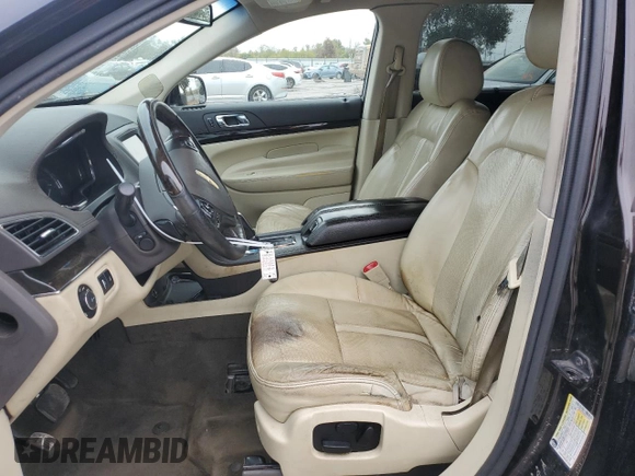 2014 Lincoln MKT with VIN 2LMHJ5FK0EBL53429, listed as a Copart auction lot 88496855 with 370,610 mi miles and Salvage Title. Bid and sale history available at DreamBid. Image 7.