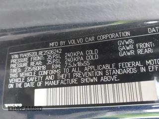 2014 Volvo XC60 3.2L с VIN YV4952DL8E2506242, выставлен на аукционе IAAI как лот 42323667 с пробегом 214 849 миль миль и . История ставок и продаж доступна на DreamBid. Изображение 9.