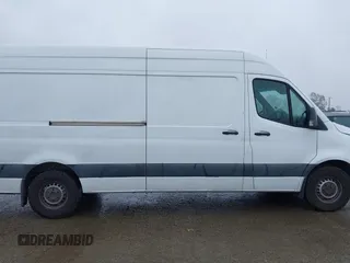 2020 Mercedes-Benz Sprinter Cargo with VIN W1W4ECHY2LT042904, listed as a IAAI auction lot 41567553 with 218,889 mi miles and . Bid and sale history available at carsss.com. Image 14.
