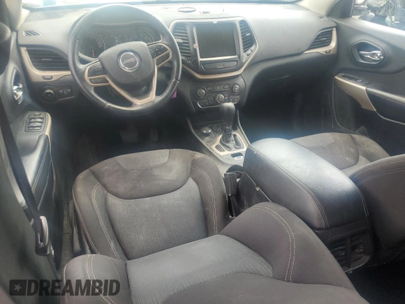2017 Jeep Cherokee Latitude с VIN 1C4PJMCB4HW659210, выставлен на аукционе Copart как лот 64015385 с пробегом 102 183 миль миль и Списание • Salvage title. История ставок и продаж доступна на DreamBid. Изображение 8.