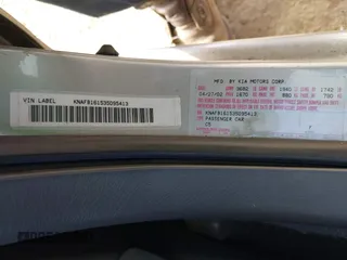 2003 Kia Spectra GS z VIN KNAFB161535095413, wystawiony jako IAAI lot #41478418 z przebiegiem 141 441 mil mil oraz . Historia ofert i sprzedaży dostępna na DreamBid. Obrazek 9.