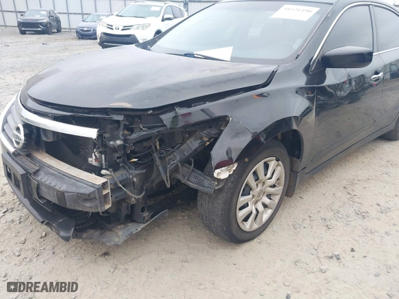 2015 Nissan Altima 2.5 with VIN 1N4AL3AP0FC414000, listed as a IAAI auction lot 41521490 with 178,175 mi miles. Bid and sale history available at carsss.com. Image 6.