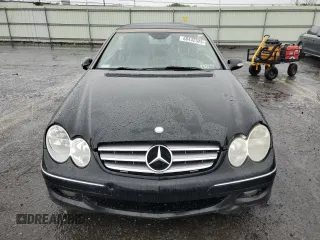 2008 Mercedes-Benz CLK 350 z VIN WDBTK56G08F234249, wystawiony jako Copart lot #60442525 z przebiegiem 121 204 mil mil oraz Szkoda całkowita • Salvage title. Historia ofert i sprzedaży dostępna na DreamBid. Obrazek 5.