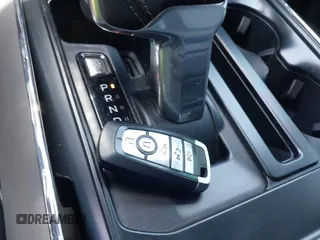 2023 Ford F-150 Lightning Pro с VIN 1FTVW1EV6PWG58783, выставлен на аукционе IAAI как лот 41965739 с пробегом 28 716 миль миль и . История ставок и продаж доступна на DreamBid. Изображение 11.