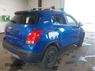 2015 Chevrolet Trax LT with VIN KL7CJRSB2FB055251, listed as a IAAI auction lot 42111069 with 91,930 mi miles and . Bid and sale history available at DreamBid. Image 4.