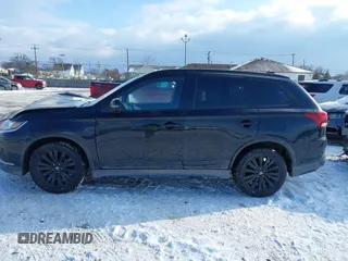 2020 Mitsubishi Outlander ES z VIN JA4AZ3A3XLZ005866, wystawiony jako IAAI lot #41316079 z przebiegiem 61 490 mil mil oraz . Historia ofert i sprzedaży dostępna na DreamBid. Obrazek 14.