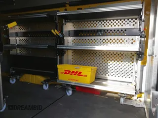 2022 Ford Transit Cargo z VIN 1FTBR3X82NKA09368, wystawiony jako IAAI lot #38831402 z przebiegiem 34 881 mil mil oraz . Historia ofert i sprzedaży dostępna na DreamBid. Obrazek 8.
