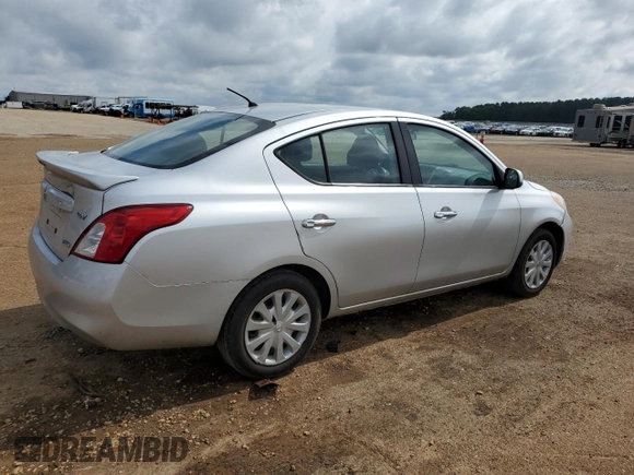 2013 Nissan Versa SV with VIN 3N1CN7AP9DL860946, listed as a Copart auction lot 56638645 with 92,497 mi miles and Clean title. Bid and sale history available at DreamBid. Image 3.