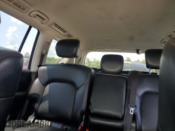 2019 Nissan Armada SL z VIN JN8AY2ND7KX009782, wystawiony jako Copart lot #59013905 z przebiegiem 97 915 mil mil oraz Czysty tytuł • Clean title. Historia ofert i sprzedaży dostępna na DreamBid. Obrazek 10.