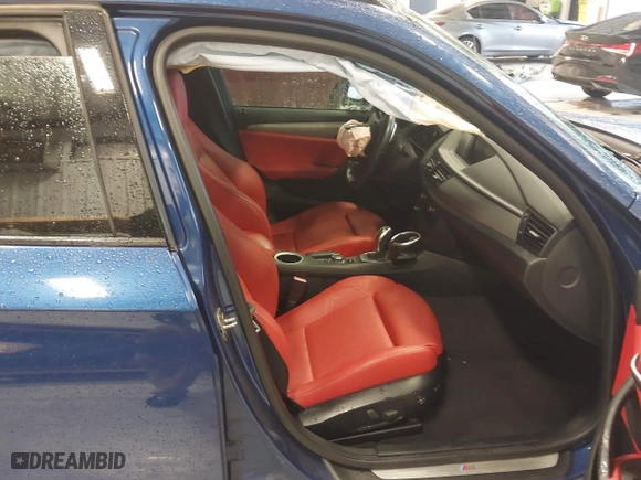 2015 BMW X1 xDrive28i with VIN WBAVL1C57FVY35998, listed as a IAAI auction lot 41740072 with 84,233 mi miles. Bid and sale history available at carsss.com. Image 5.