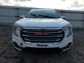 2023 GMC Terrain SLT with VIN 3GKALVEG0PL138041, listed as a Copart auction lot 52721145 with 33,451 mi miles and Salvage title. Bid and sale history available at DreamBid. Image 5.