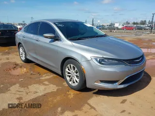 2015 Chrysler 200 Limited with VIN 1C3CCCAB8FN676119, listed as a IAAI auction lot 41836634 with 172,463 mi miles. Bid and sale history available at carsss.com. Image 1.
