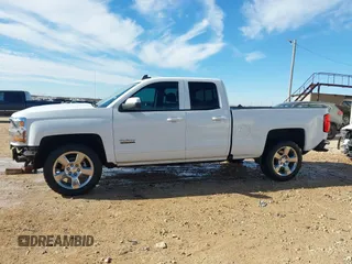 2018 Chevrolet Silverado 1500 LT with VIN 1GCRCREC4JZ368426, listed as a IAAI auction lot 41343347 with 114,821 mi miles and . Bid and sale history available at DreamBid. Image 15.