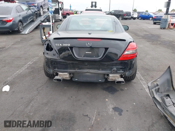 2011 Mercedes-Benz SLK 300 with VIN WDBWK5EA8BF241371, listed as a IAAI auction lot 42047271 with 100,206 mi miles and . Bid and sale history available at DreamBid. Image 6.