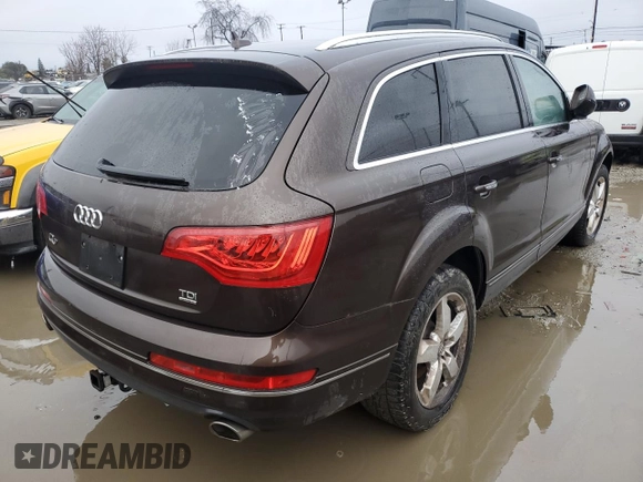 2013 Audi Q7 3.0L TDI Premium Plus with VIN WA1LMAFE4DD012722, listed as a Copart auction lot 45210685 with 161,082 mi miles and Clean Title. Bid and sale history available at carsss.com. Image 3.