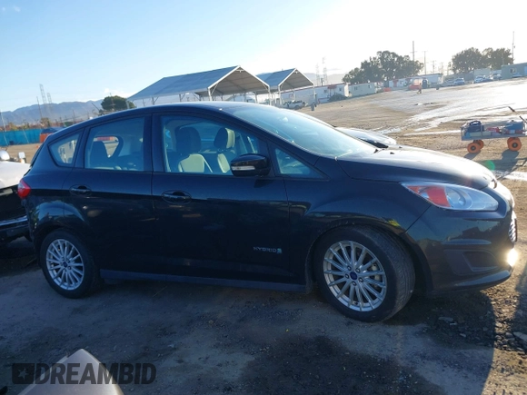 2014 Ford C-Max SE z VIN 1FADP5AU6EL510196, wystawiony jako IAAI lot #41827526 z przebiegiem 87 431 mil mil oraz . Historia ofert i sprzedaży dostępna na DreamBid. Obrazek 14.