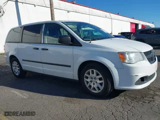 2015 Ram Cargo Van Tradesman with VIN 2C4JRGAG1FR680102, listed as a IAAI auction lot 41446358 with 271,006 mi miles. Bid and sale history available at carsss.com. Image 1.