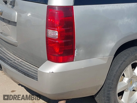 2007 Chevrolet Tahoe LS with VIN 1GNEC13JX7R169138, listed as a IAAI auction lot 41687135 with Not provided miles and . Bid and sale history available at DreamBid. Image 12.