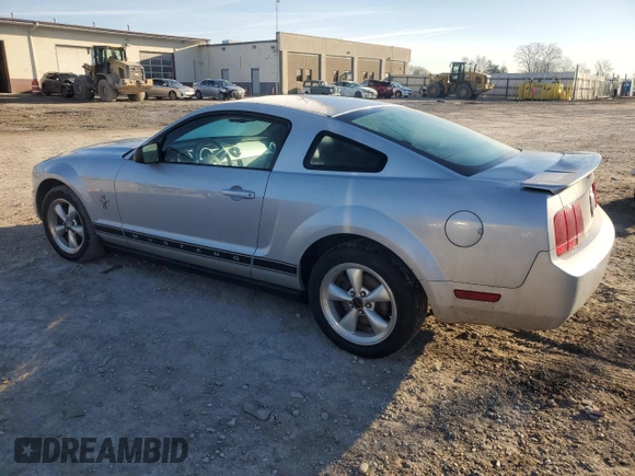2007 Ford Mustang Deluxe with VIN 1ZVFT80N375334190, listed as a Copart auction lot 47015505 with 5,595 mi miles and Clean Title. Bid and sale history available at carsss.com. Image 2.