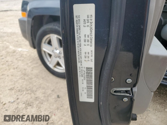2007 Jeep Patriot Sport с VIN 1J8FF28W37D365202, выставлен на аукционе Copart как лот 56450295 с пробегом 110 302 миль миль и На запчасти • Non repairable. История ставок и продаж доступна на DreamBid. Изображение 12.