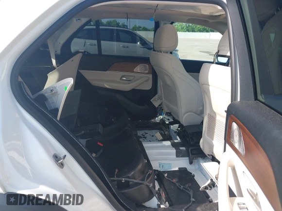 2022 Mercedes-Benz GLE 350 with VIN 4JGFB4JB8NA757625, listed as a IAAI auction lot 42425819 with 27,003 mi miles and . Bid and sale history available at DreamBid. Image 8.