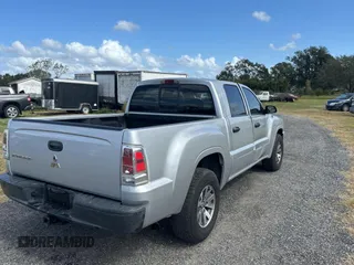2008 Mitsubishi Raider LS z VIN 1Z7HC28K48S619975, wystawiony jako Copart lot #78905984 z przebiegiem 170 095 mil mil oraz Czysty tytuł • Clean title. Historia ofert i sprzedaży dostępna na DreamBid. Obrazek 4.