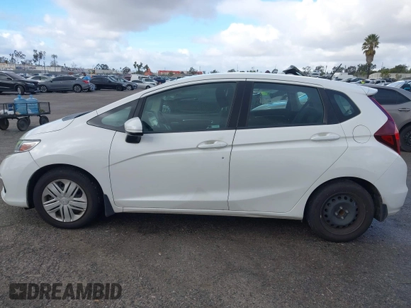 2020 Honda Fit LX with VIN 3HGGK5H41LM701842, listed as a IAAI auction lot 41587539 with 120,210 mi miles. Bid and sale history available at carsss.com. Image 15.