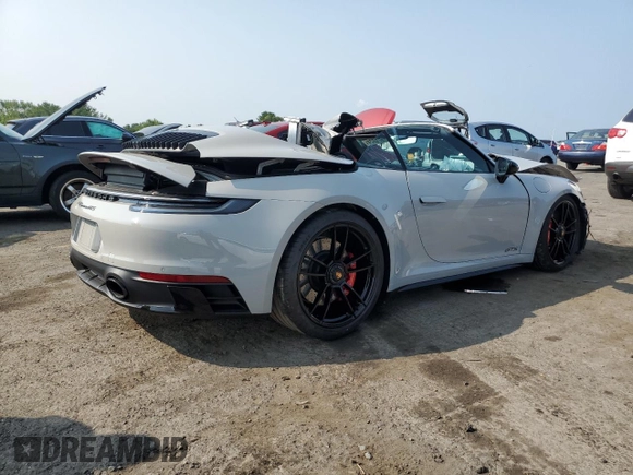 2024 Porsche 911 Carrera S with VIN WP0CB2A93RS245845, listed as a Copart auction lot 67671974 with 333 mi miles and Salvage Title. Bid and sale history available at carsss.com. Image 3.