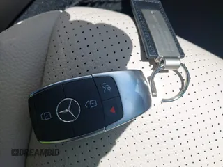 2021 Mercedes-Benz C 300 with VIN W1KWF8DB7MR649515, listed as a IAAI auction lot 42542308 with 22,136 mi miles and . Bid and sale history available at DreamBid. Image 11.
