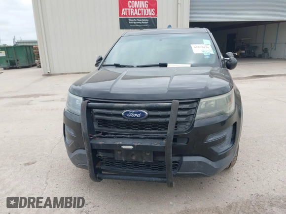 2016 Ford Police Interceptor Utility z VIN 1FM5K8AR4GGA78659, wystawiony jako IAAI lot #42298126 z przebiegiem 72 251 mil mil oraz . Historia ofert i sprzedaży dostępna na DreamBid. Obrazek 12.
